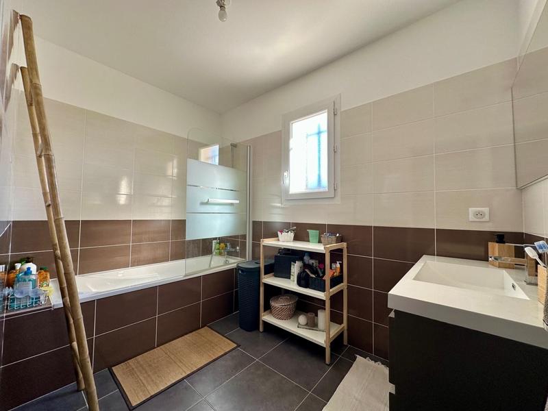 Maison - 106 m² - 5 pièces