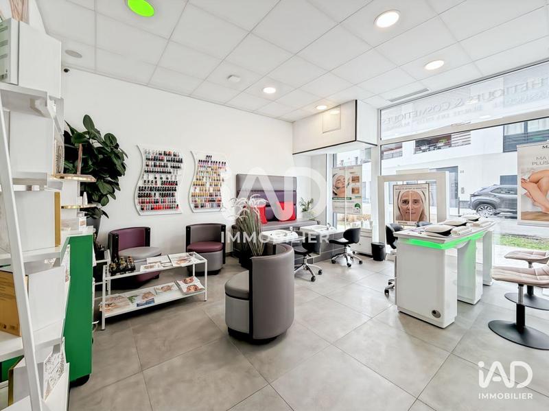 Local commercial - 61 m²