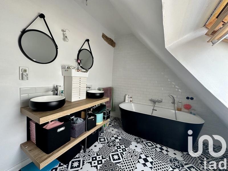 Maison - 134 m² - 5 pièces