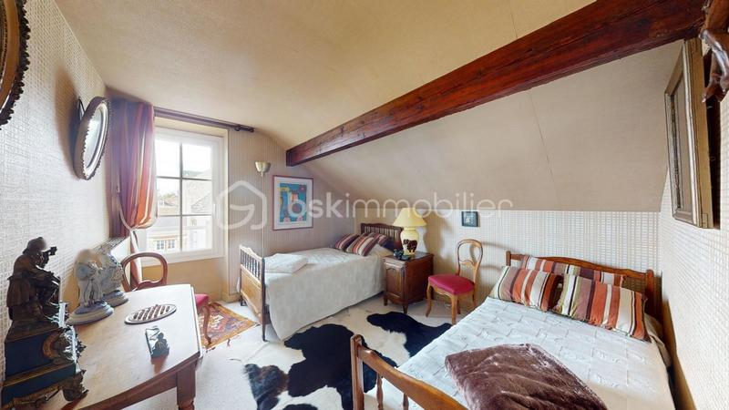 Maison bourgeoise - 204 m² - 9 pièces