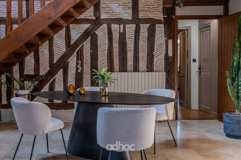 Maison ancienne - 220 m² - 7 pièces