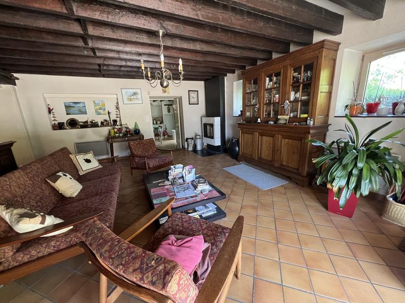 Maison - 280 m² - 8 pièces