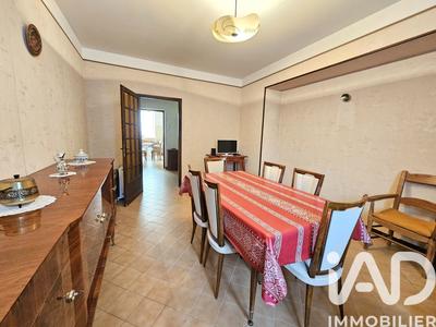 Maison - 158 m² - 6 pièces