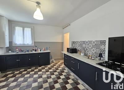 Maison - 104 m² - 4 pièces
