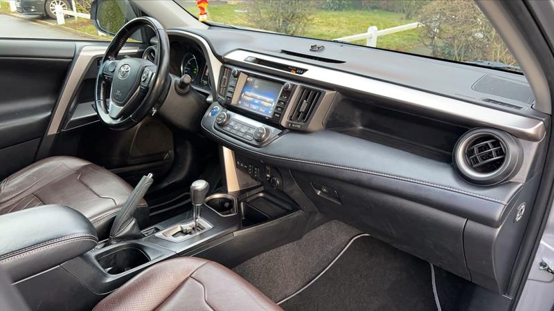 Toyota Rav4 2.5 VVTi 197 Hybrid 2wd e-Cvt Silver Édition - Première main Automatique