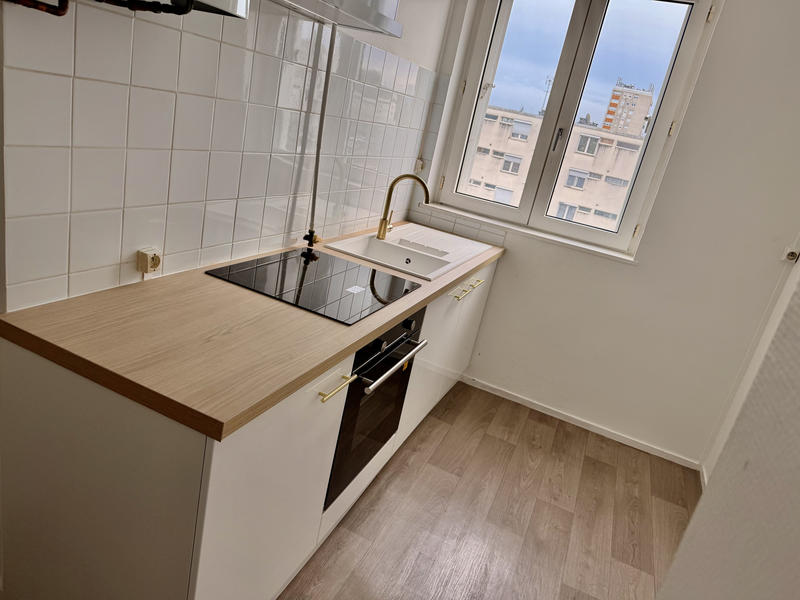 Appartement - 83 m² - 5 pièces