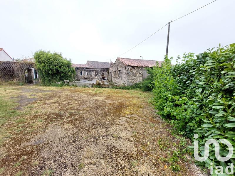 Maison - 313 m² - 5 pièces