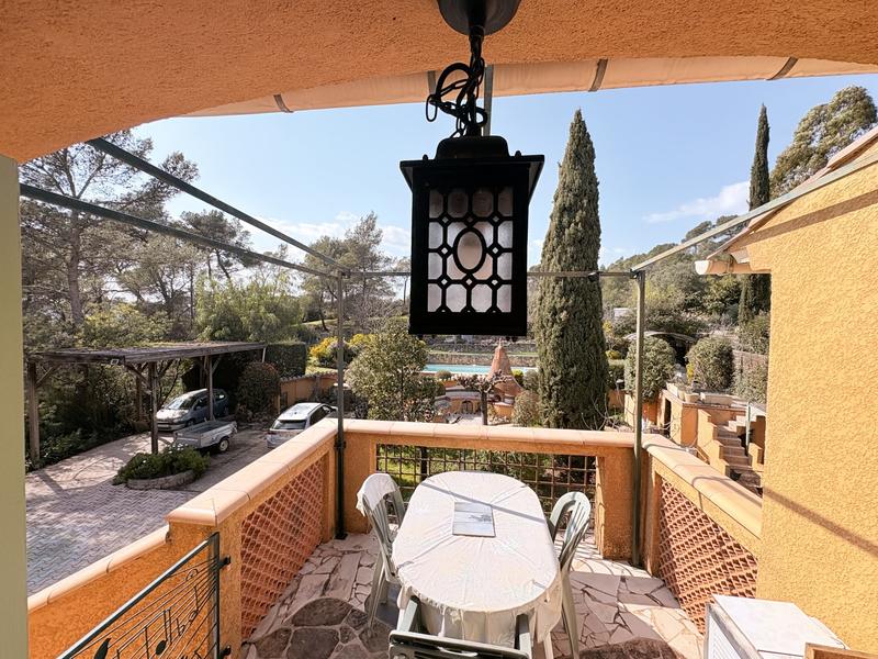 Villa - 237 m² - 7 pièces