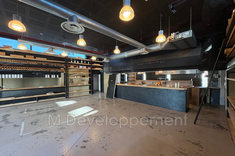 Local commercial - 360 m²