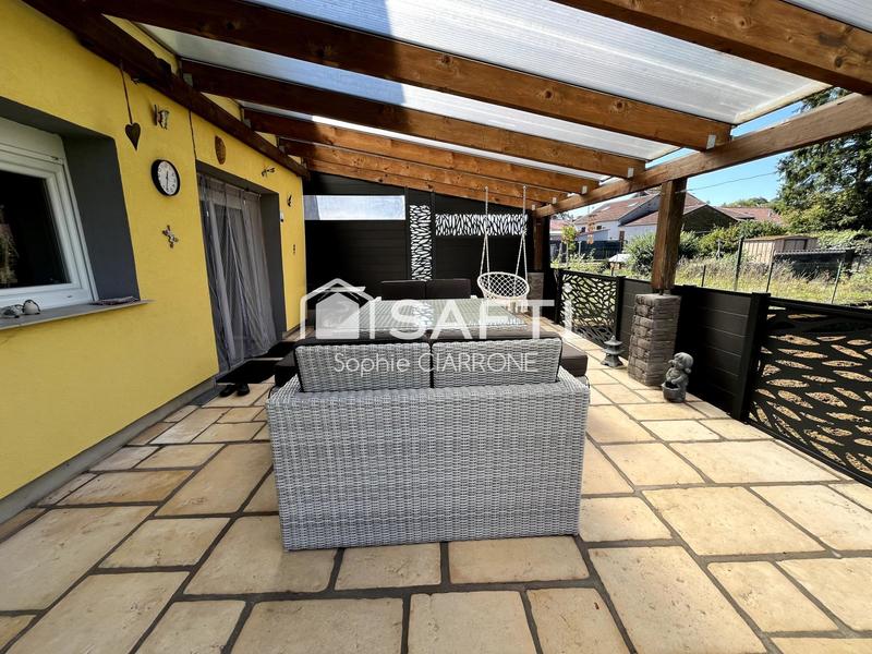 Maison - 240 m² - 7 pièces