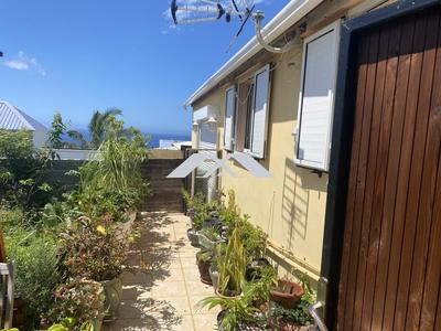 Maison - 222 m² - 5 pièces