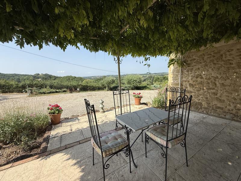 Maison ancienne - 370 m² - 8 pièces