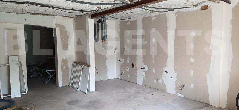 Maison traditionnelle - 249 m² - 11 pièces