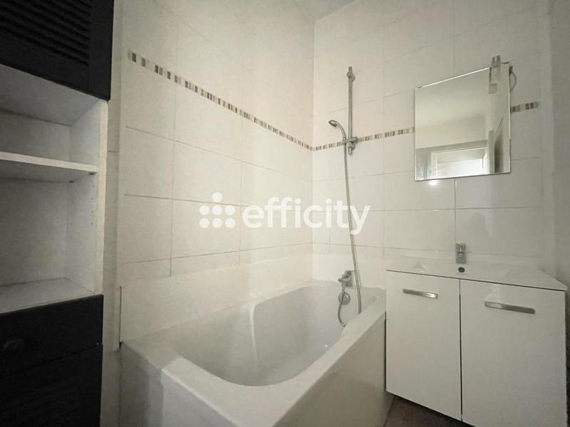 Appartement - 57 m² - 4 pièces