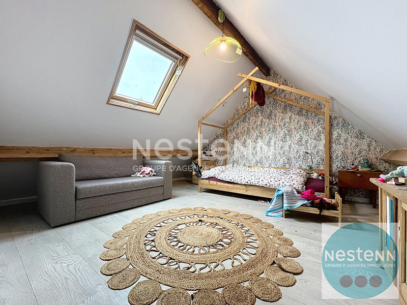 Maison - 256 m² - 9 pièces