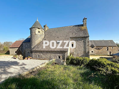 Maison - 192 m² - 9 pièces