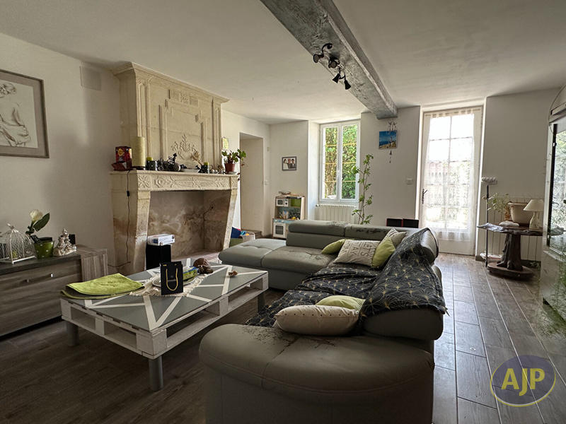 Maison - 185 m² - 6 pièces