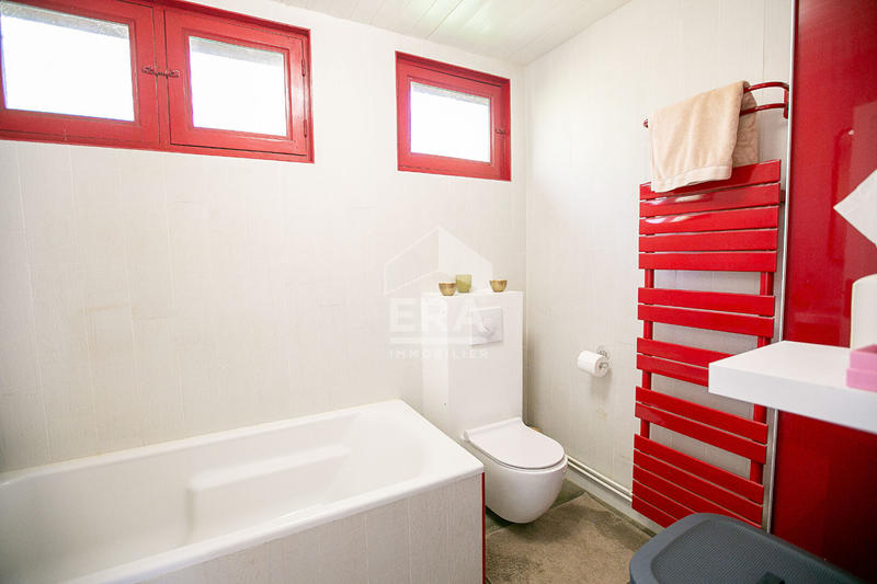 Maison - 135 m² - 7 pièces