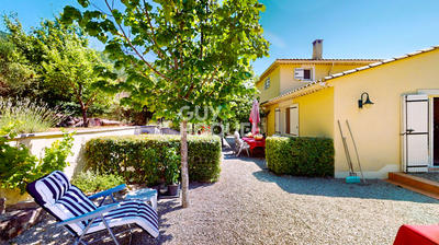 Maison - 245 m² - 7 pièces