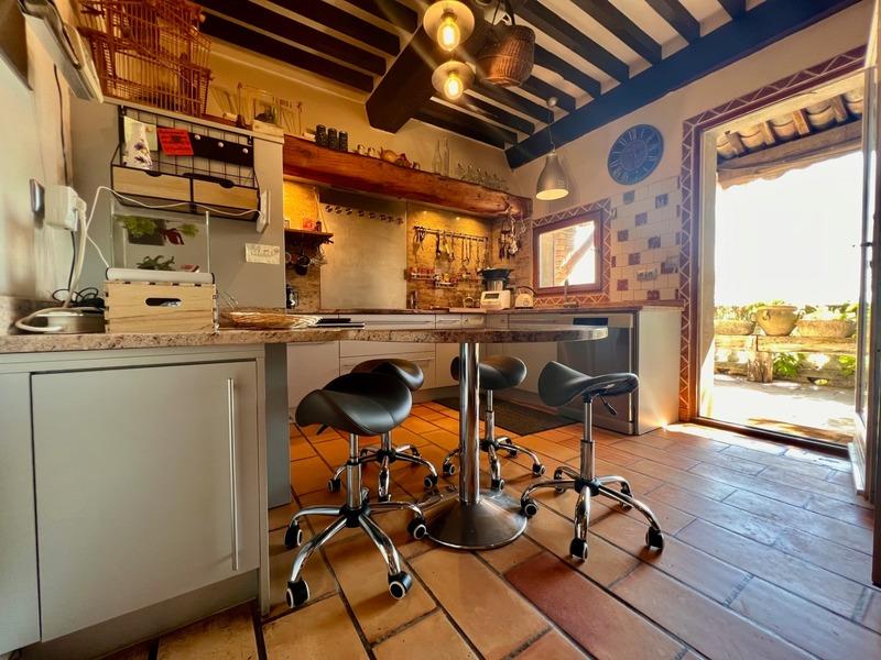 Maison - 196 m² - 6 pièces