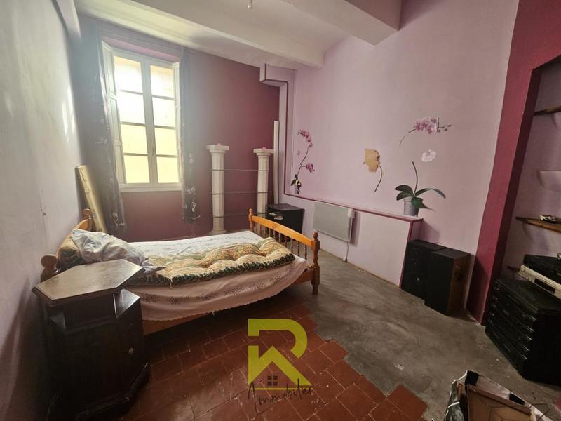 Maison de village - 210 m² - 9 pièces