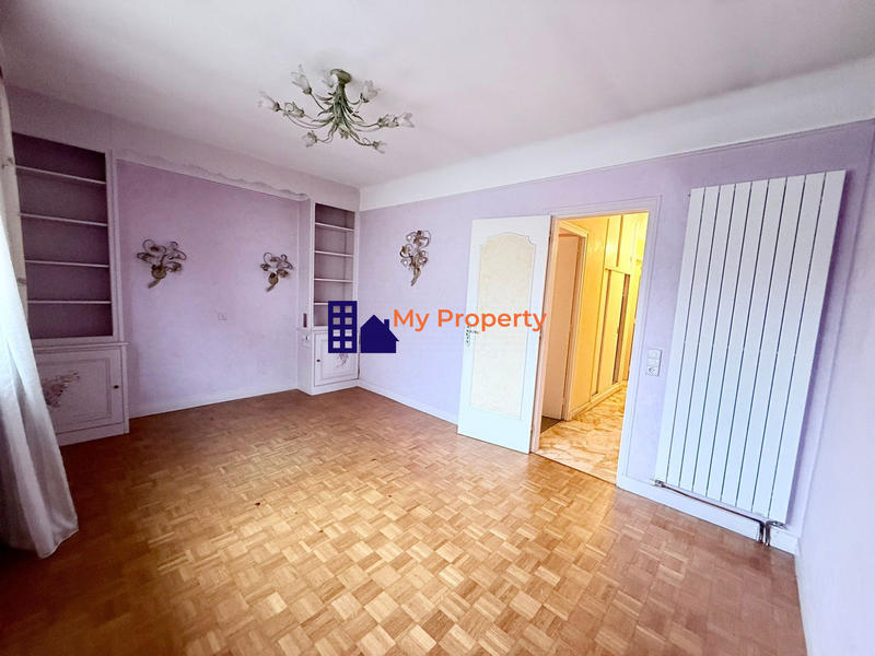 Villa - 196 m² - 7 pièces