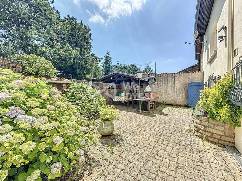 Maison - 284 m² - 13 pièces