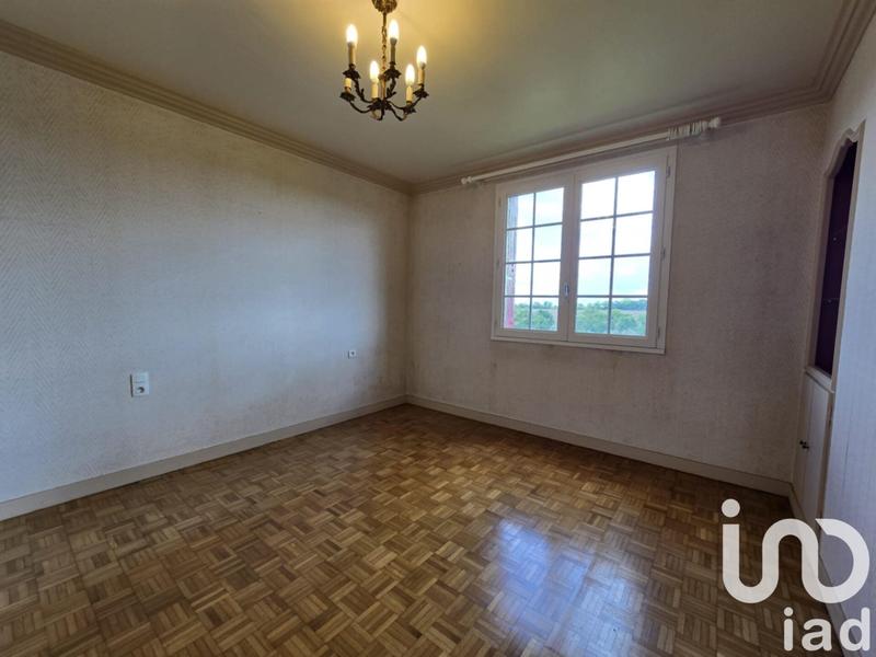 Maison - 185 m² - 8 pièces