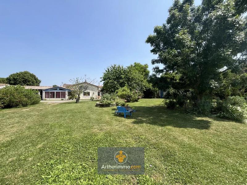 Maison - 200 m² - 8 pièces