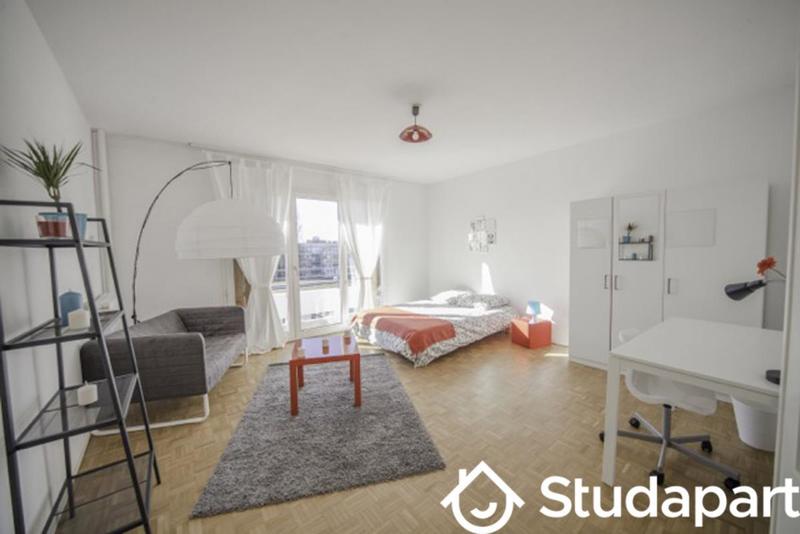 Chambre - 16 m² - 1 pièce