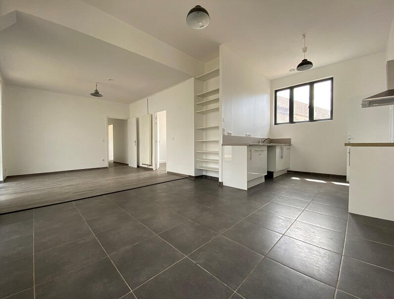 Maison - 98 m² - 5 pièces