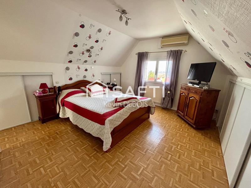 Maison - 223 m² - 7 pièces