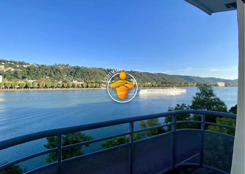 Appartement - 88 m² - 3 pièces