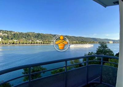 Appartement - 88 m² - 3 pièces