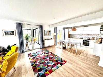 Maison - 146 m² - 7 pièces