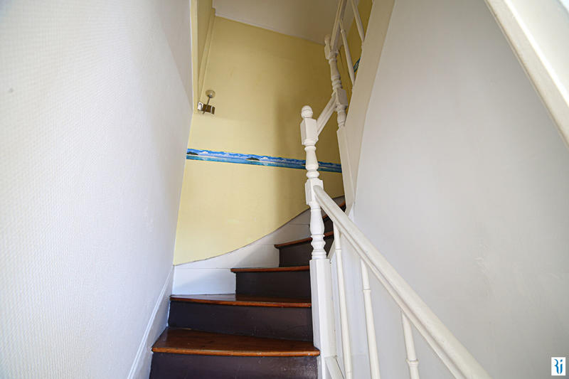 Appartement - 94 m² - 4 pièces