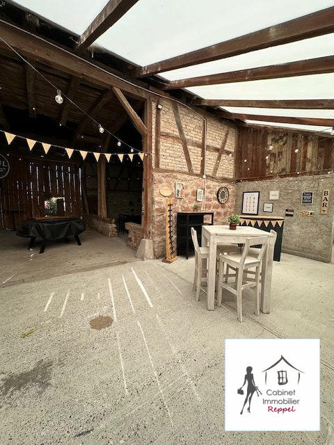 Maison - 340 m² - 10 pièces