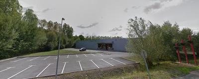 Local commercial - 2 268 m² - 3 pièces