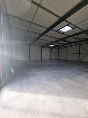 Local d'activités - 400 m²