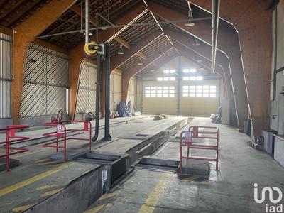 Local commercial - 680 m²