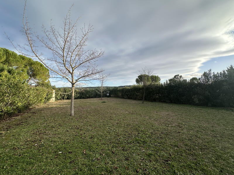 Terrain - 690 m²