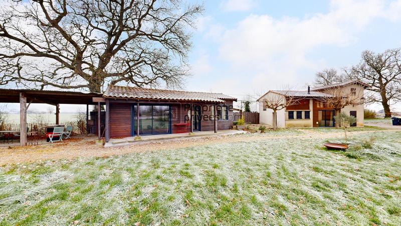 Maison - 280 m² - 7 pièces