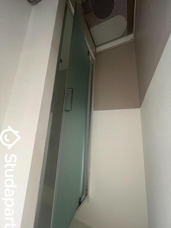 Chambre - 14 m² - 1 pièce