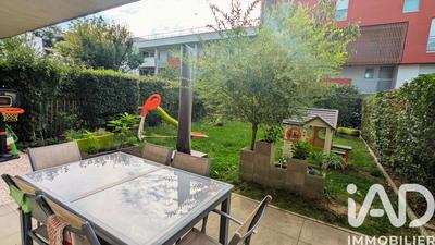 Appartement - 64 m² - 3 pièces