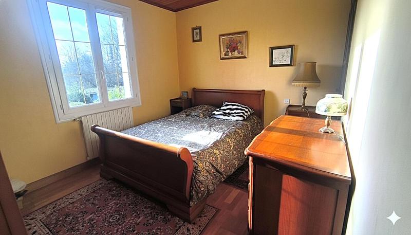 Pavillon - 130 m² - 7 pièces