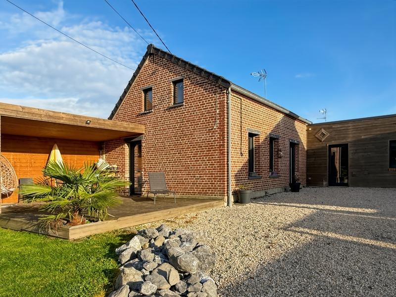 Maison - 101 m² - 5 pièces