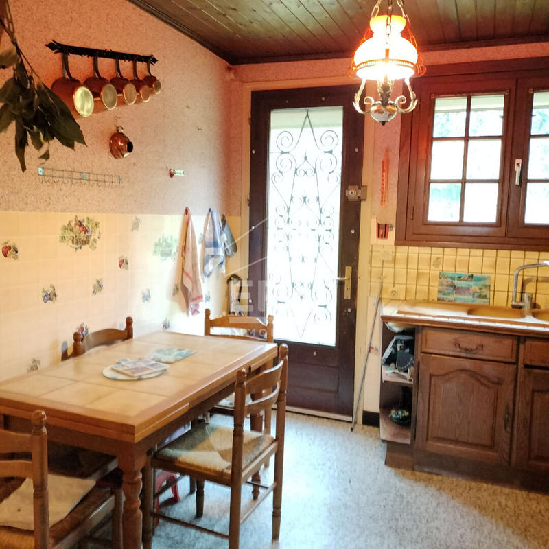 Maison - 80 m² - 5 pièces