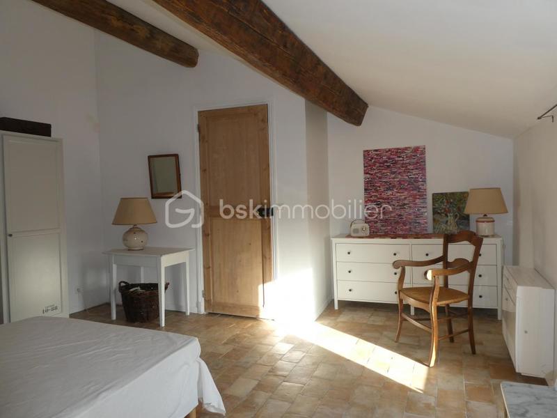 Mas - 260 m² - 10 pièces