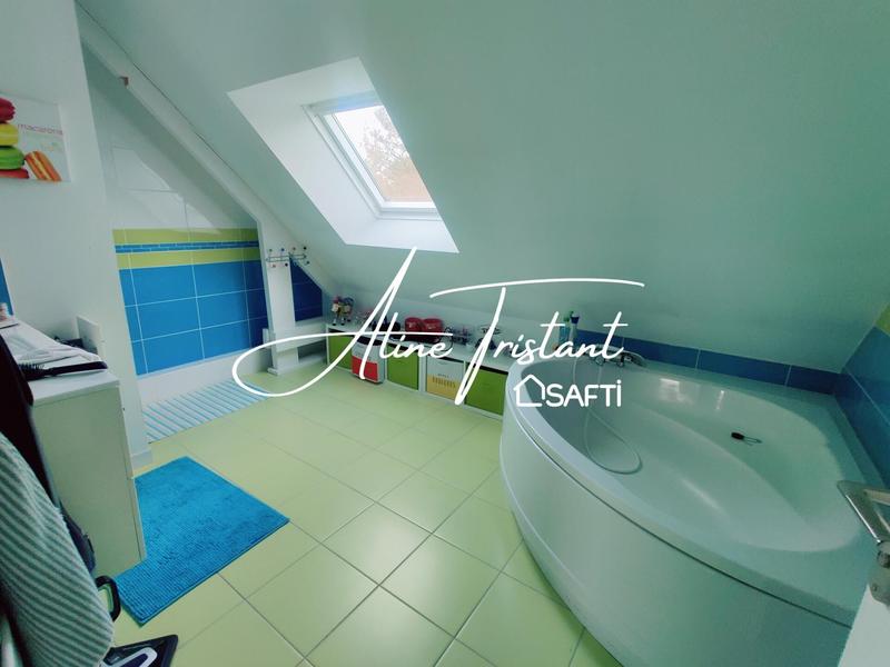 Maison - 170 m² - 8 pièces