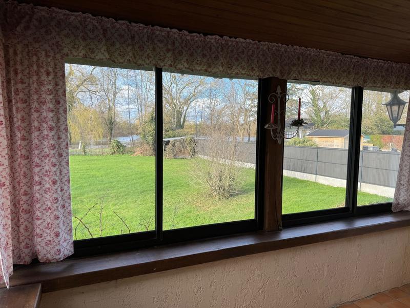 Maison traditionnelle - 154 m² - 4 pièces